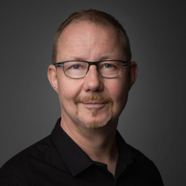 Yhteisöohjautuvuuden käsikirja 3 Perttu Salovaara 600x600 1